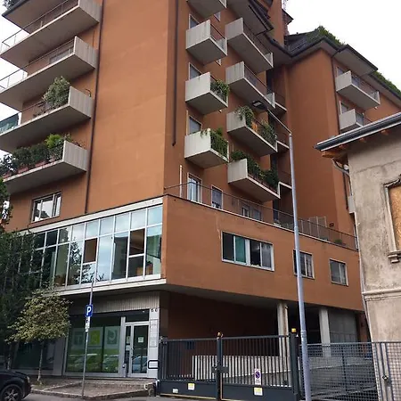 The Little House In Bérgamo