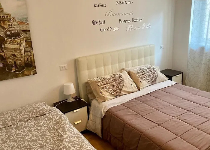 The Little House In Apartament Bergamo